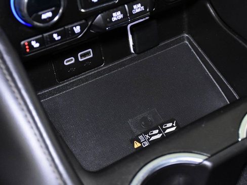 Used 2023 Chevrolet Tahoe High Country w/ Premium Package 2 image 27