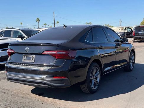 Used 2023 Volkswagen Jetta SE FWD image 11