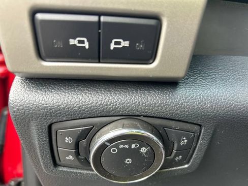 Used 2022 Ford F250 Lariat w/ Black Appearance Package AWD/4WD image 33