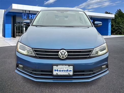 Used 2016 Volkswagen Jetta SEL w/ Lighting Package image 28