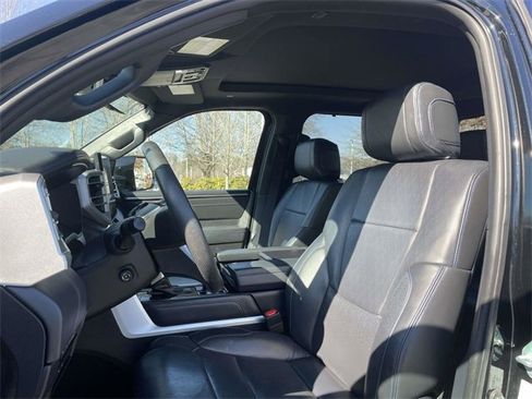 Used 2024 Toyota Tundra Platinum image 19