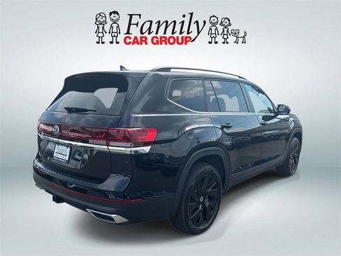 New 2026 Volkswagen Atlas SE image 3