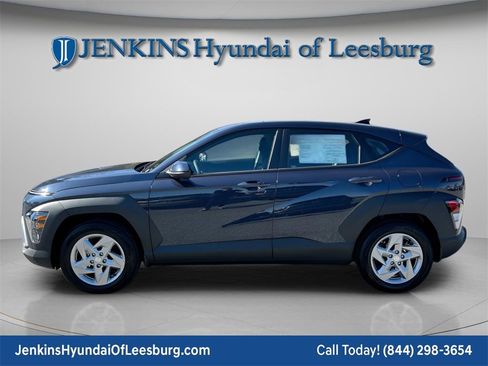 New 2026 Hyundai Kona SE image 9