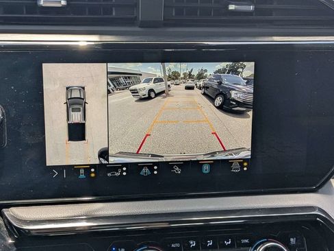 Used 2023 GMC Sierra 1500 AT4 w/ AT4 Premium Package AWD/4WD image 29