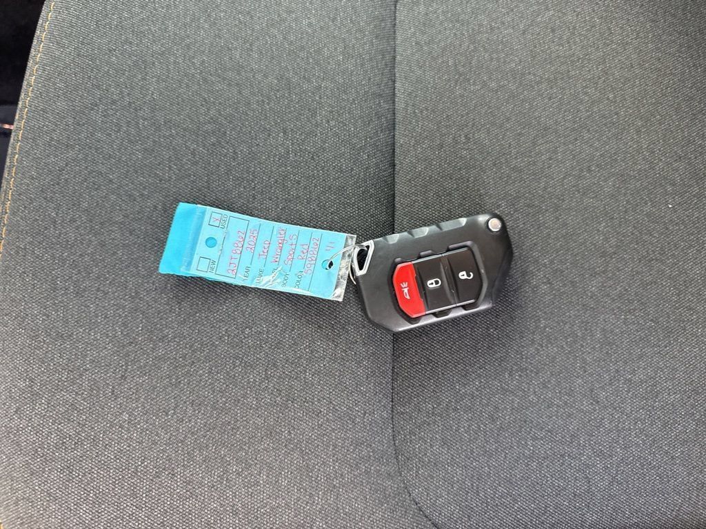 Used 2025 Jeep Wrangler Unlimited Sport AWD/4WD image 29