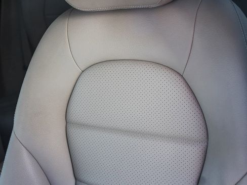 Used 2022 Mercedes-Benz GLC 300 4MATIC w/ Premium Package Lite image 24