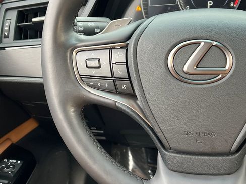 Certified 2023 Lexus ES 350 w/ Premium Package image 18