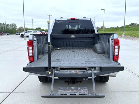 Used 2020 Ford F350 Lariat w/ Chrome Package AWD/4WD image 22