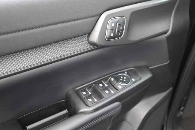 Certified 2025 Ford Ranger Raptor AWD/4WD image 12