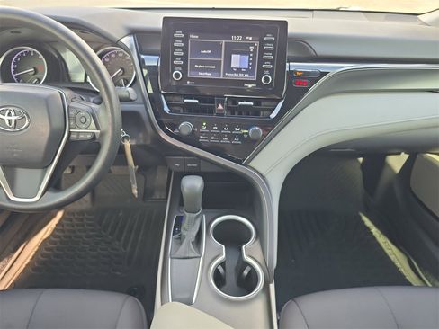 Used 2021 Toyota Camry LE image 11
