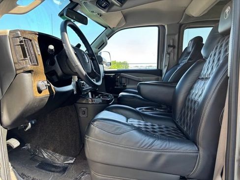 Used 2025 GMC Savana 2500 w/ Driver Convenience Package RWD image 16