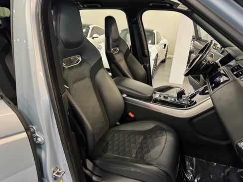 Used 2021 Land Rover Range Rover Sport SVR image 19