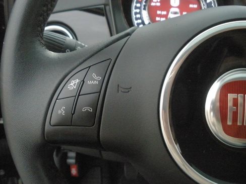 Used 2015 FIAT 500 Lounge w/ Luxury Leather Package FWD image 32
