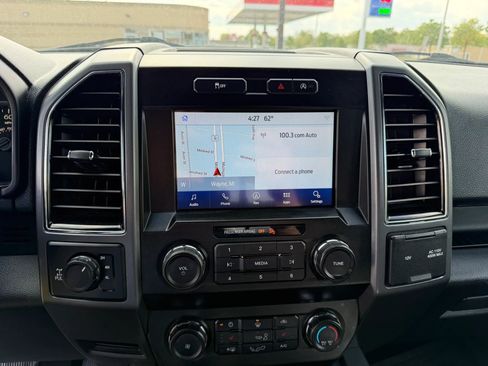 Used 2019 Ford F150 XLT w/ Equipment Group 302A Luxury AWD/4WD image 18