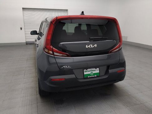 Used 2022 Kia Soul LX w/ Technology Package FWD image 6