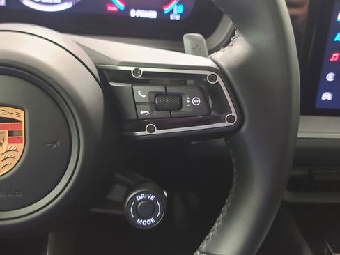 New 2025 Porsche Cayenne S AWD/4WD image 18