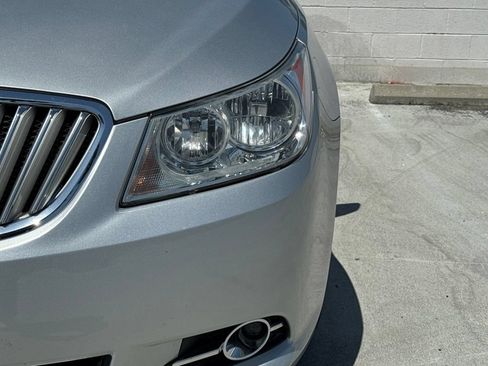 Used 2012 Buick LaCrosse Premium w/ Entertainment Package FWD image 4