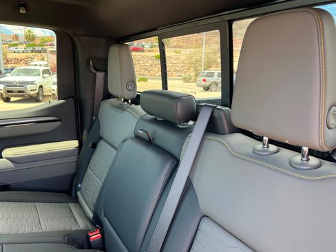 New 2026 Chevrolet Silverado 1500 ZR2 w/ LPO, Dark Essentials Package AWD/4WD image 21