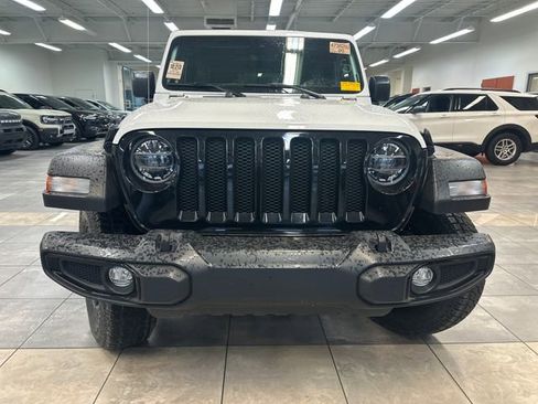 Used 2022 Jeep Wrangler Unlimited Sport AWD/4WD image 16