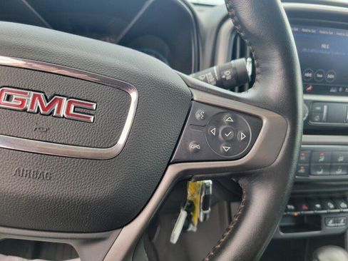 Used 2022 GMC Canyon AT4 w/ Driver Alert Package AWD/4WD image 11