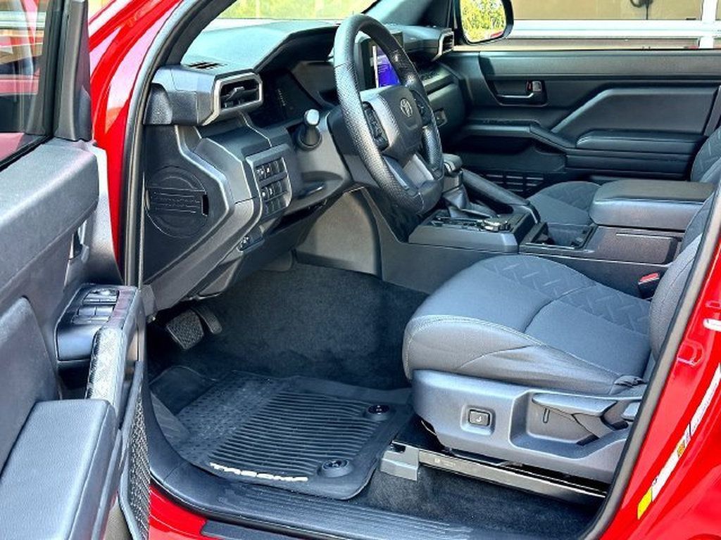 Certified 2026 Toyota Tacoma SR AWD/4WD image 10