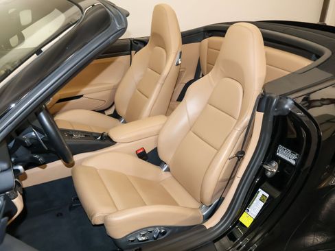 Used 2018 Porsche 911 Turbo S AWD/4WD image 14