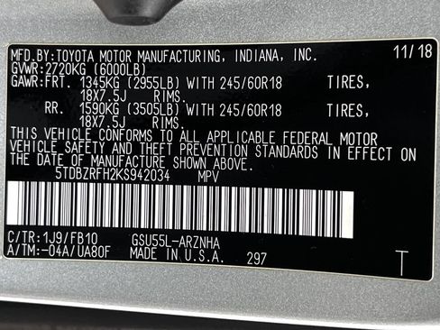 Used 2019 Toyota Highlander LE AWD/4WD image 23