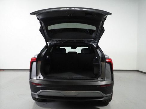 Used 2024 Chevrolet Blazer EV LT image 46