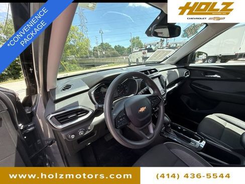 Used 2022 Chevrolet TrailBlazer LT w/ Convenience Package AWD/4WD image 10