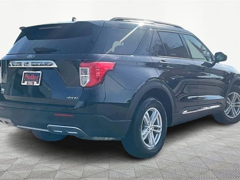 Used 2021 Ford Explorer XLT w/ Equipment Group 202A image 2