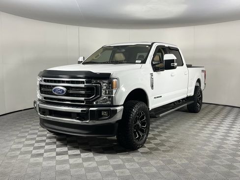 Used 2021 Ford F250 Lariat w/ Lariat Value Package image 3