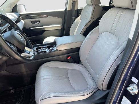 Used 2024 Honda Pilot Elite image 22