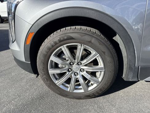 Used 2023 Cadillac XT4 Premium Luxury image 15