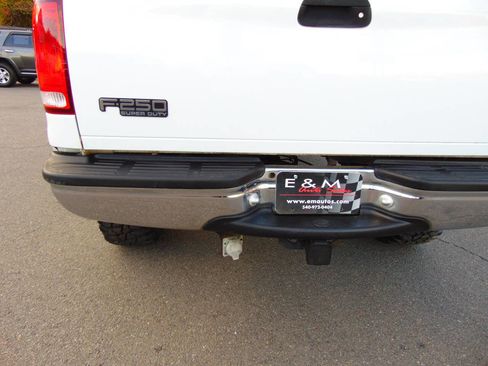 Used 2000 Ford F250 XLT image 32