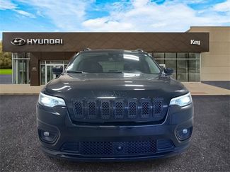 Used 2023 Jeep Cherokee Altitude Lux video 2