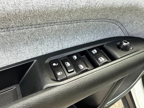 Used 2024 Jeep Compass Sport AWD/4WD image 21