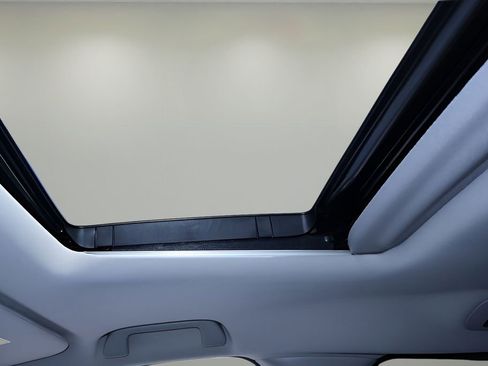 Used 2018 Honda Odyssey Touring image 30