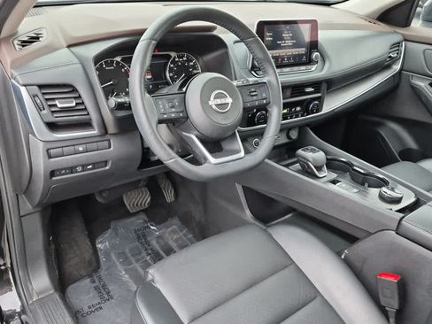 Used 2023 Nissan Rogue SV w/ SV Premium B Package AWD/4WD image 11