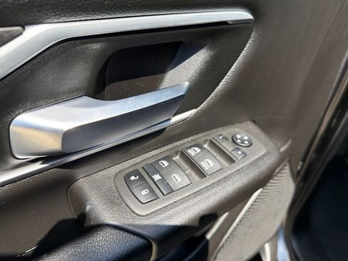 Used 2022 RAM 1500 Big Horn AWD/4WD image 14