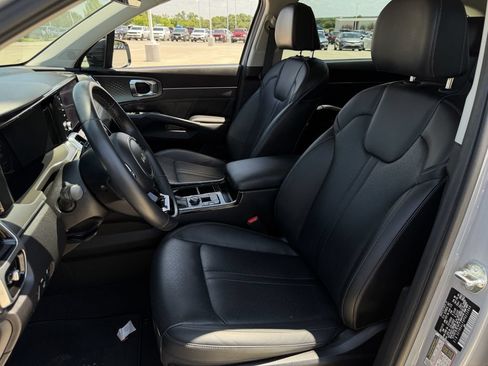 Used 2023 Kia Sorento SX FWD image 28