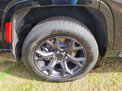 New 2026 Jeep Grand Wagoneer Limited image 8