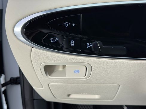 Used 2026 Genesis GV70 3.5T Sport Prestige image 15