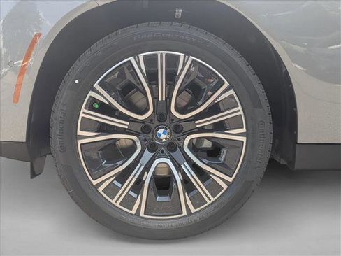 Certified 2025 BMW X3 xDrive30i w/ Premium Package image 10