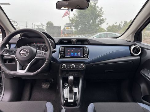 Used 2025 Nissan Versa SV w/ Trunk Package FWD image 32