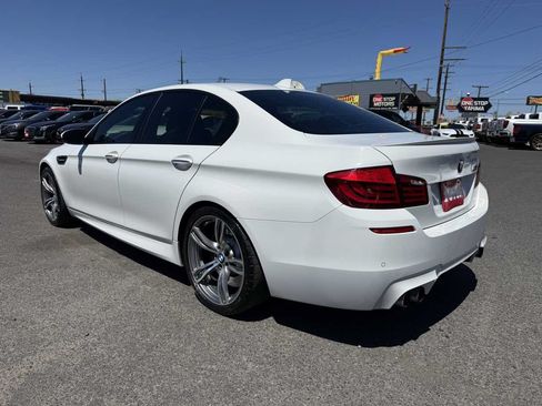 Used 2013 BMW M5 RWD image 7