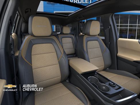 New 2026 Chevrolet Equinox ACTIV AWD/4WD image 16