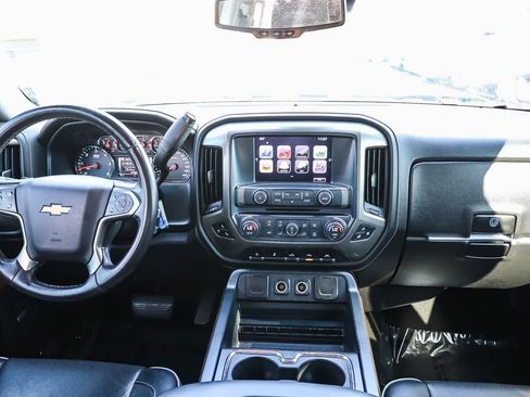 Used 2017 Chevrolet Silverado 1500 High Country image 13