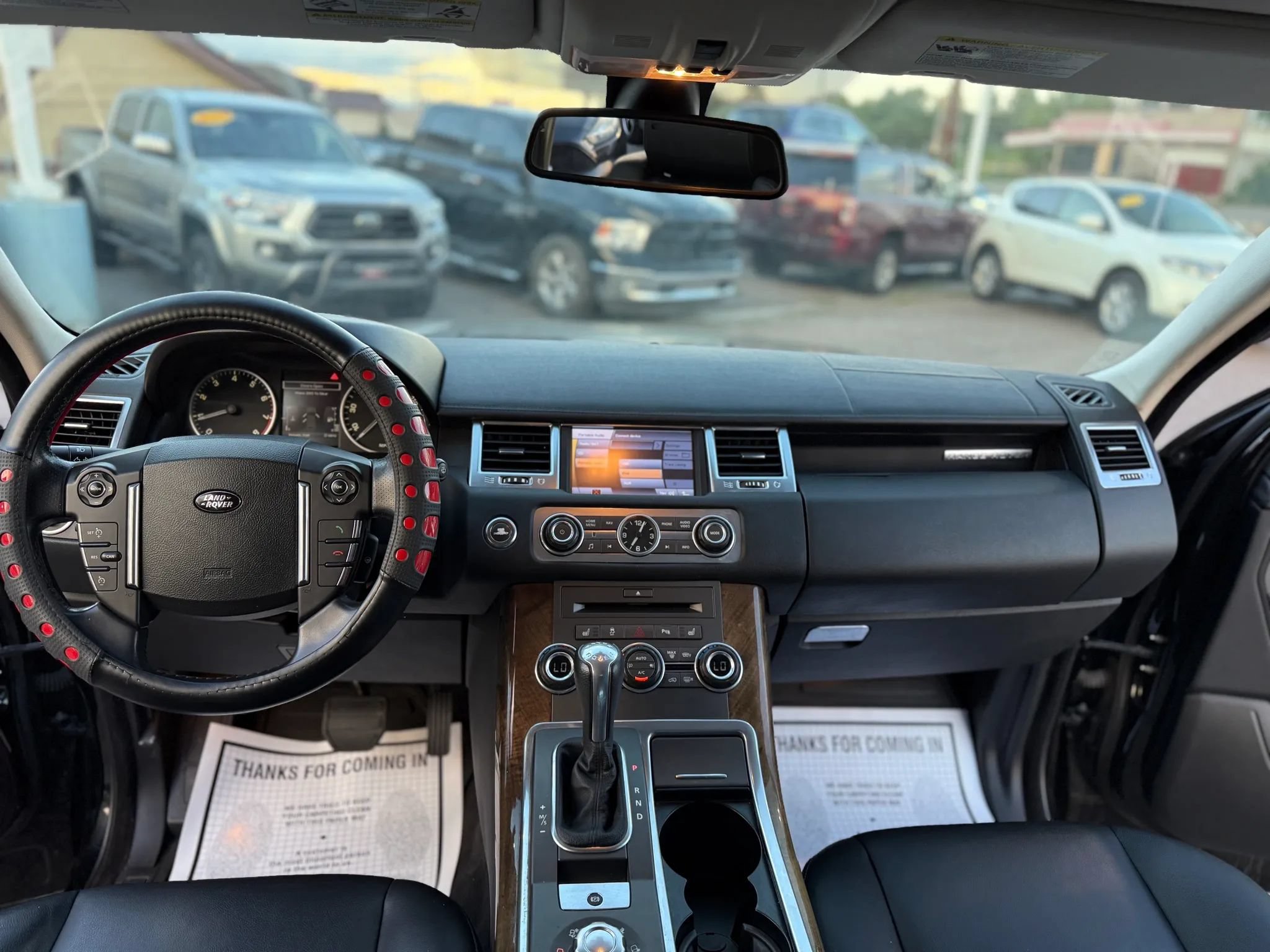 Used 2011 Land Rover Range Rover Sport HSE AWD/4WD image 18