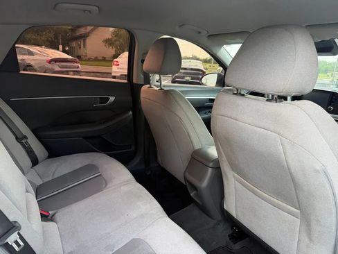 Used 2021 Hyundai Sonata SEL w/ Preferred Accessory Package FWD image 7