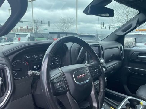 Used 2021 GMC Sierra 1500 AT4 w/ AT4 Premium Package image 9